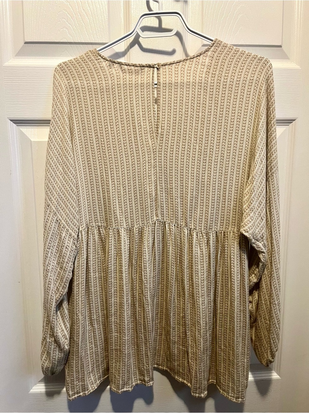 Massimo Dutti Blouse Top Floral Boho Small Puffy Long Sleeve V-Neck Bohemian - Picture 6 of 8